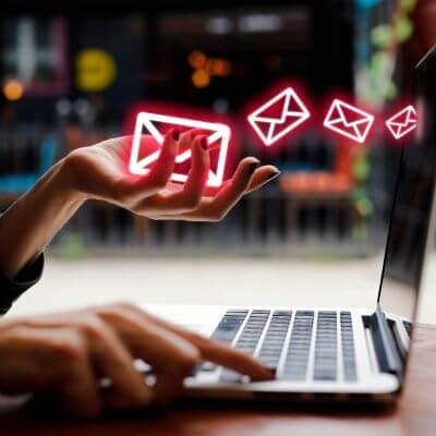 Comment créer une liste d'emailing de qualité ? Comment augmenter le taux de clic de vos bases de données emails ?